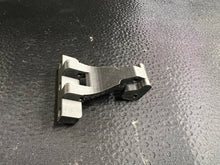 Load image into Gallery viewer, SAND DRAGON/DR10 WHEELIE BAR ADAPTER
