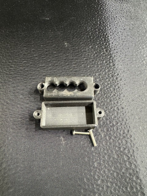 CASTLE CAP PACK 8S 2240uf protective box