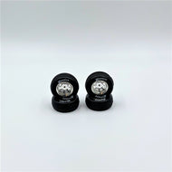1RC5546 FR/RR Tires & Chrome Wheels, 1/18 Modified (4)