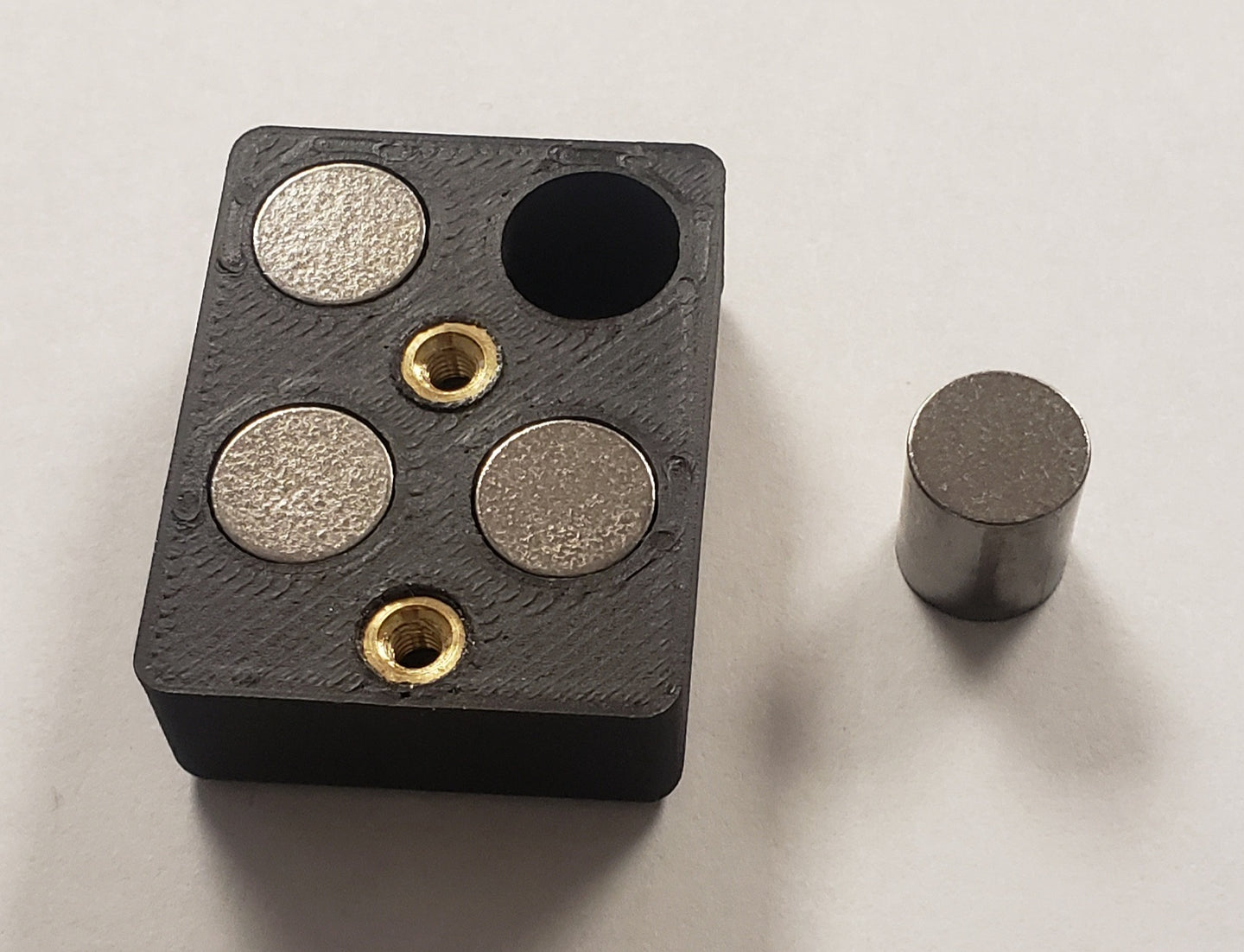 62065 KNOCKOUT SERIES SC MOD SQUARE WEIGHT BOX