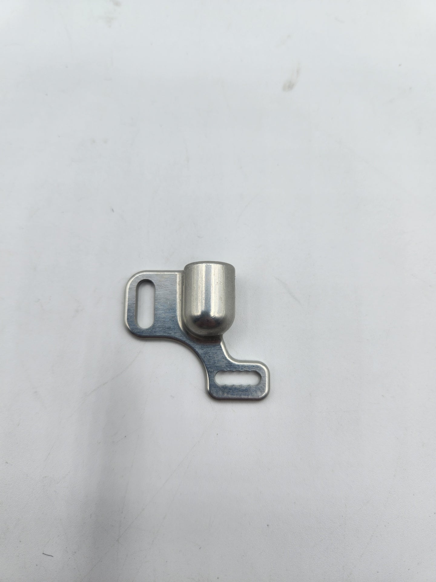 61323A RIGHT FRONT ALUMINUM ZERO DEGREE FLOATING BODY MOUNT HUB ADAPTER