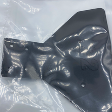 Load image into Gallery viewer, LBBE1008 LOSI FRONT BUMPER PLATE MWM
